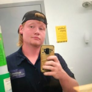 Meet your Posher, Christopher